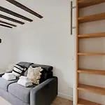 Charming Studio Near Les Halles - Mobility Lease